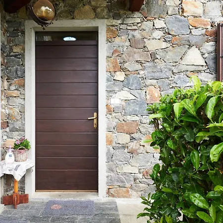 Holiday Rustico Belvedere-3 By Interhome